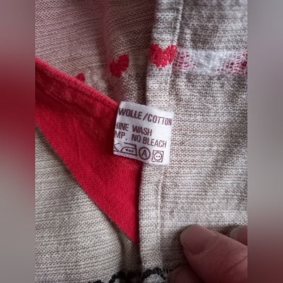 Kitsch Apron With Alpine Dancing Figures And Hearts. - Picture 6 of 6